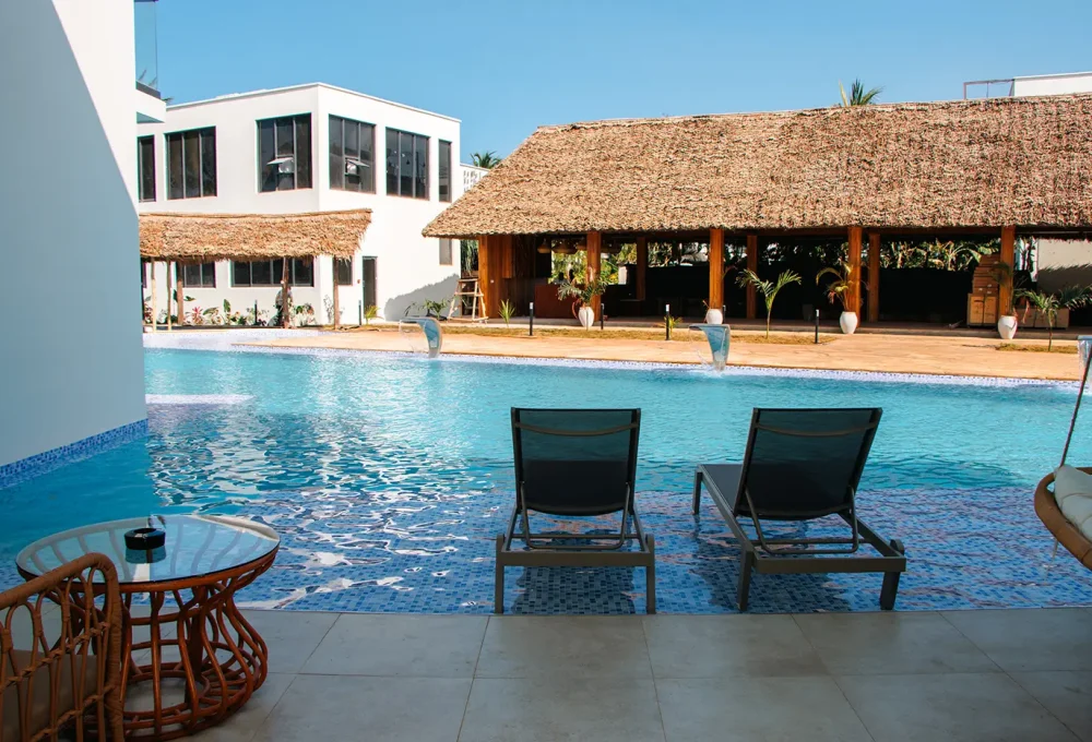 suite-pool001